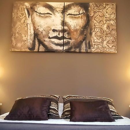 Chalmoux Le Bonnet De Nuit Bed & Breakfast エクステリア 写真