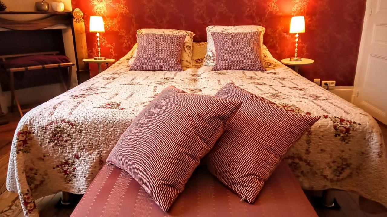 Chalmoux Le Bonnet De Nuit Bed & Breakfast エクステリア 写真