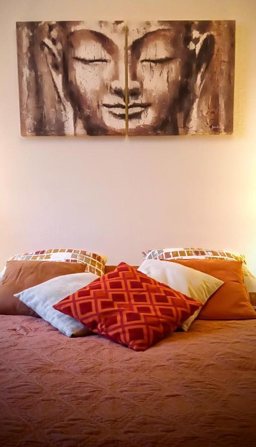 Chalmoux Le Bonnet De Nuit Bed & Breakfast エクステリア 写真
